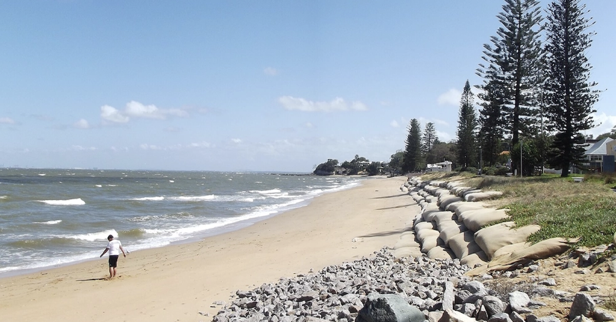 Damaged Yacht Stranded on Margate Foreshore as Authorities Work on Safe Removal
