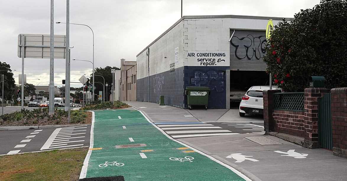 Newport bicycle path